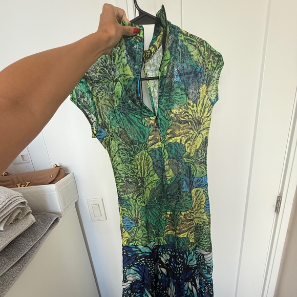 Kim Shui Lace Butterfly Dress - Picture 2 of 3